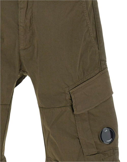Cp Company 116A Satin Stretch Cargo Shorts In Ivy Green